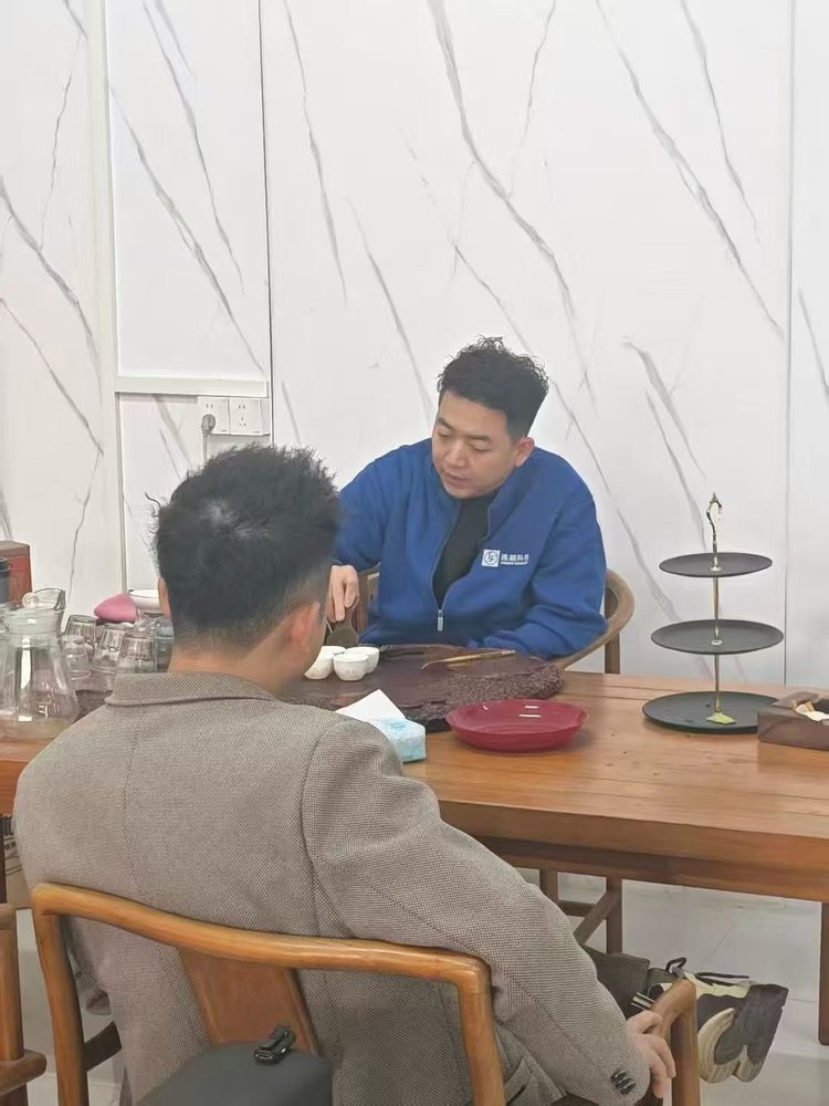 不速之克自动变速箱维修到店沟通场景